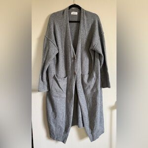 Carly Jean Los Angeles Long Gray Open Cardigan